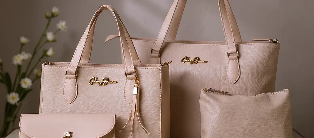 Kit 4 Bolsas Femininas Gaby Show Moda Feminina, Bolsa Média + Sacola Grande + Necessaire + Carteira