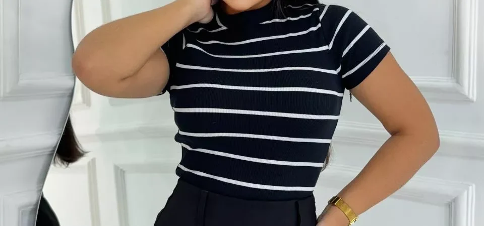 CAMISETA BLUSA LISTRADA MODA TENDENCIA VERÃO 2026 (24)