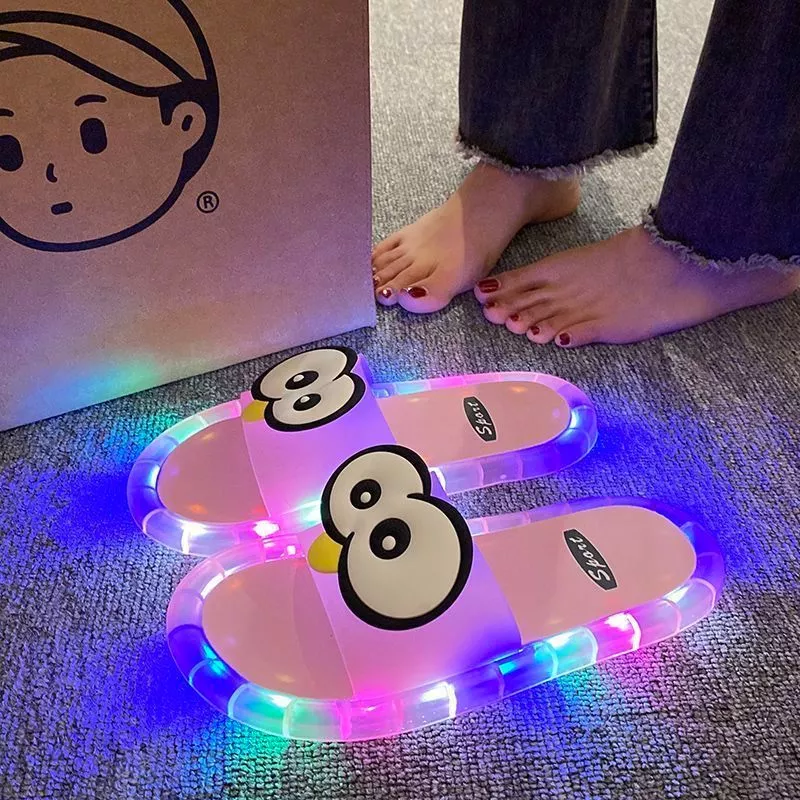 Chinelos luminosos antiderrapante legal único