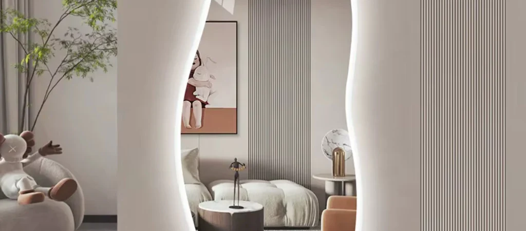 Espelho Orgânico 120x50cm com LED Quente e Fonte – Form, Grande, Lapidado, Decorativo, Moderno e com Suporte