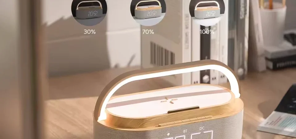 Caixinha de Som Bluetooth Portátil Premiun Com Carrgador Por Indução Rádio FM e Luzes RGB